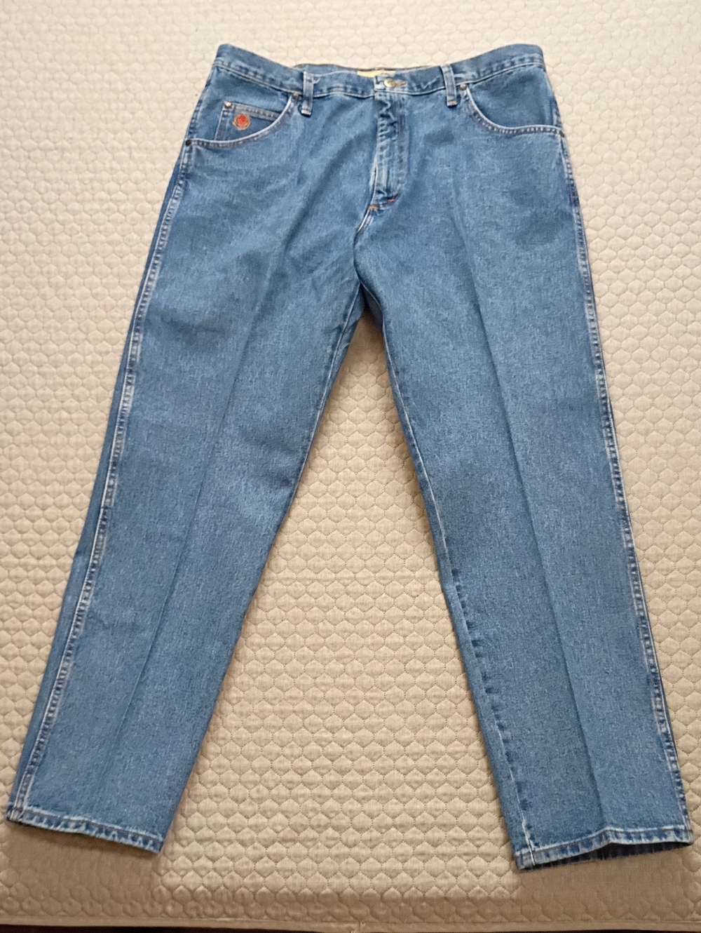 Wrangler 20X Jeans For Men, 38 X 32 Blue EXC Condition (Tag Size 40x32)